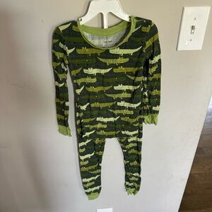 Little sleepies 3T crocodile bamboo pajama set